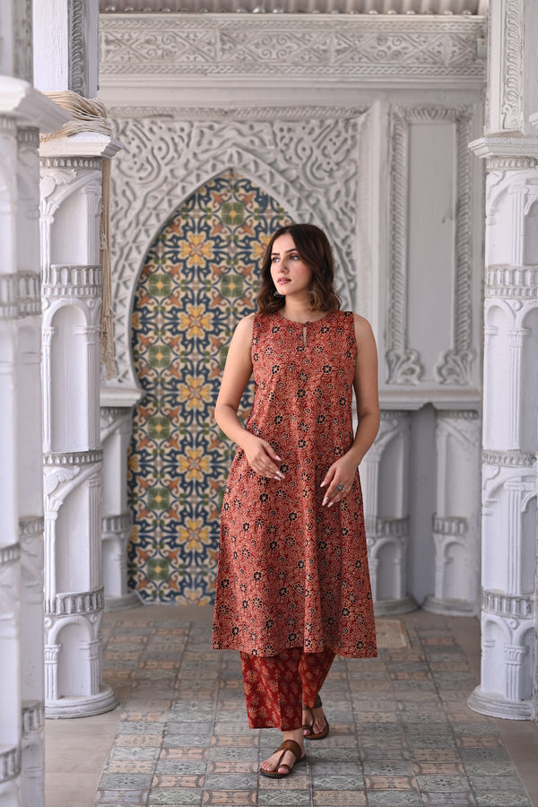 Gamthi Print Kurta Set- Maroon